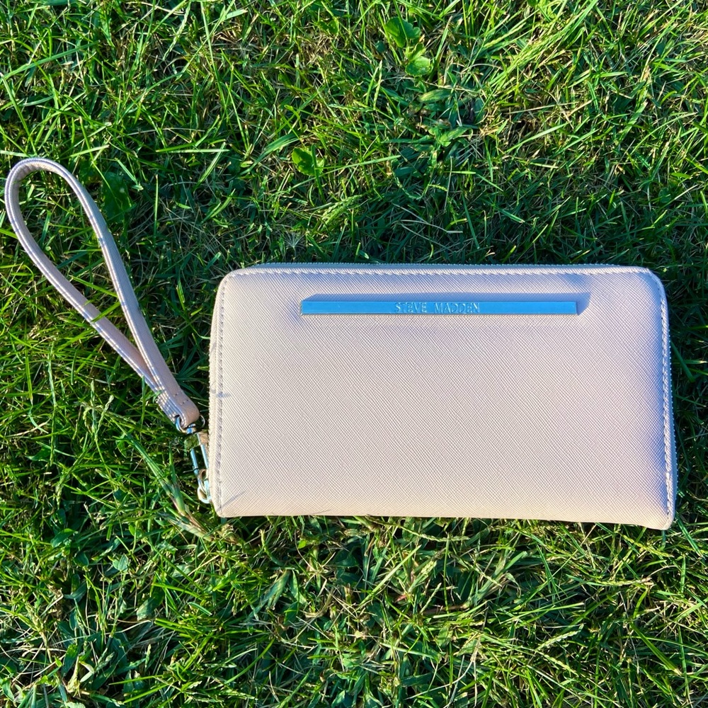 Steve Madden Wallet
